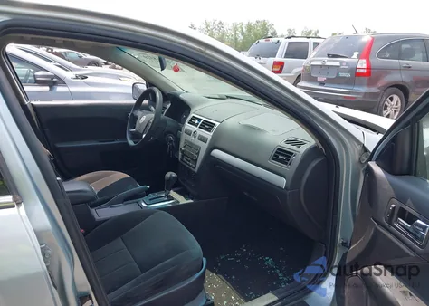 2007 Mercury Milan V6 из США, поврежденный, VIN 3MEHM07157R603668